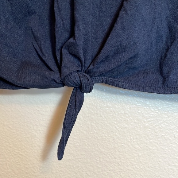 Tommy Hilfiger Navy Blue Short Sleeve Shirt - Picture 2 of 10